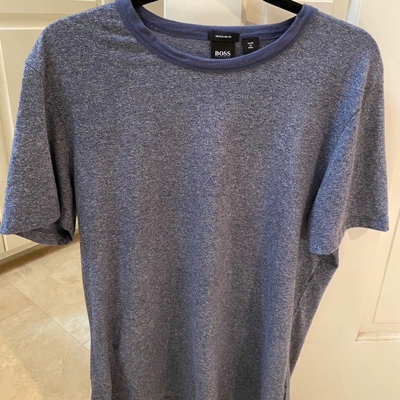 Boss men t-shirt size large - Picture 2 of 2